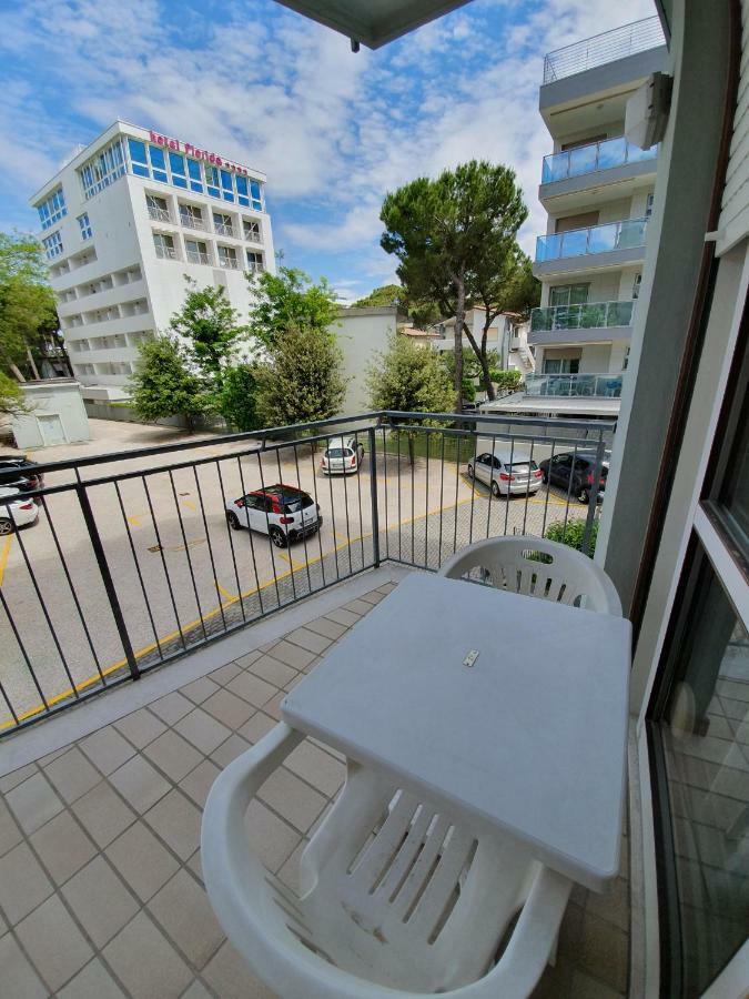 Residence La Zattera Lignano Sabbiadoro Ngoại thất bức ảnh